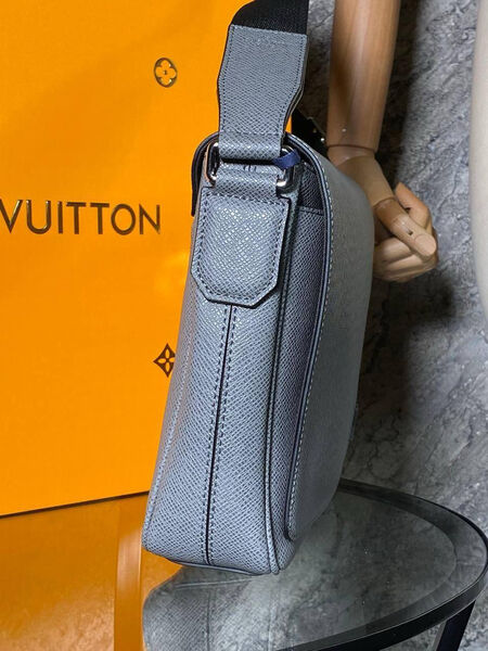 Мужская сумка мессенджер Louis Vuitton мужской кожа графитовый 115314-13
