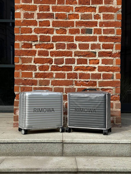 Чемодан Rimowa женский графитовый 132934-7