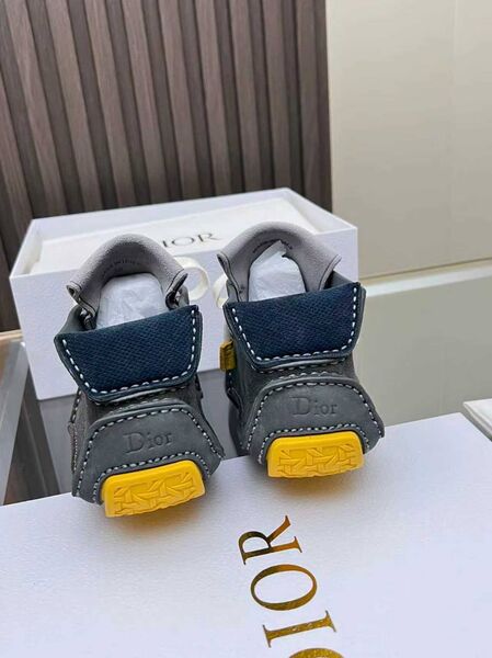 Женские кроссовки Dior женский замша графитовый l5112946-1-5