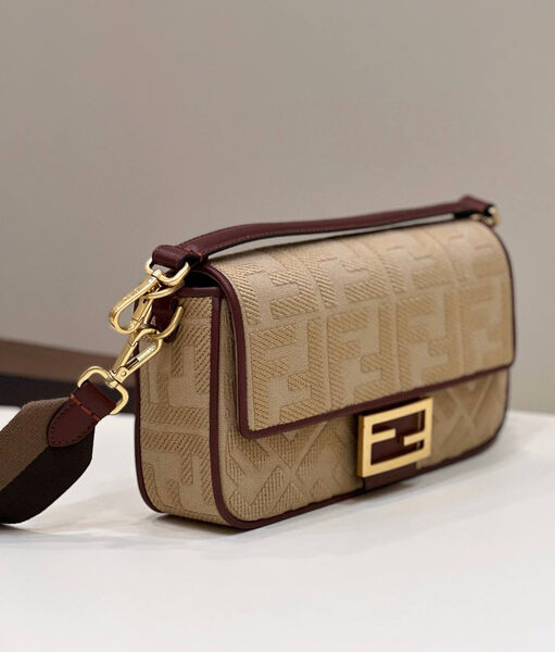 Сумка Fendi Baguette женский текстиль бежевый 142097-3