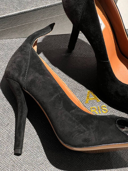 Туфли Alaïa женский замша черный 160773-4