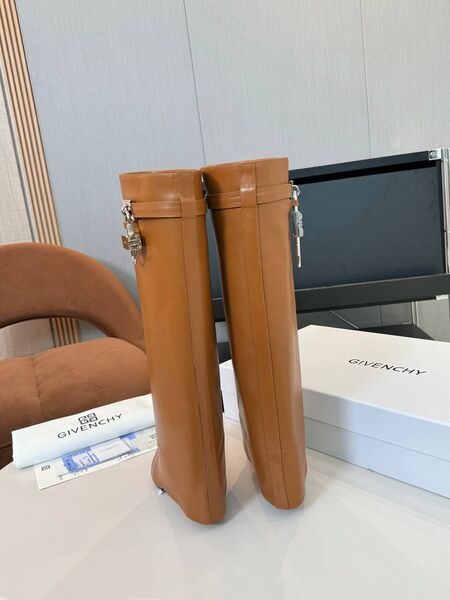 Женские сапоги-слипоны Givenchy женский кожа коричневый o8544103-1-4