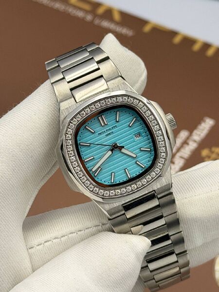 Часы Patek Philippe женский серебристый T752130-1-3