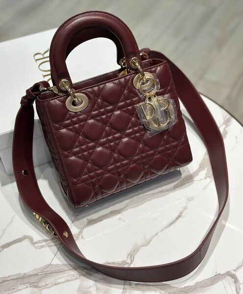 Сумка Christian Dior Lady женский кожа бордовый 196372