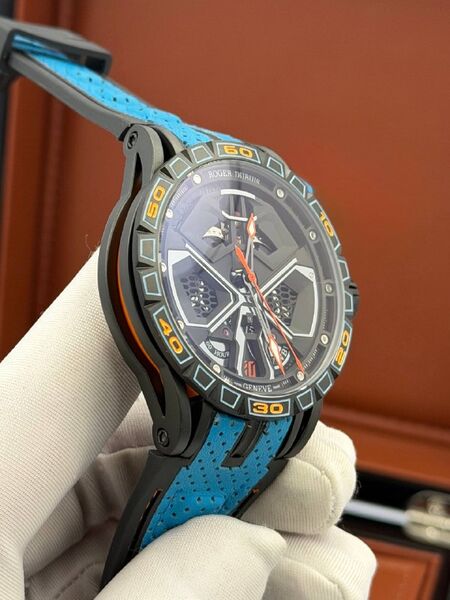 Мужские часы Roger Dubuis мужской черный f0149645-1-5