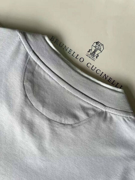 Мужская футболка Brunello Cucinelli мужской графитовый 154981-6