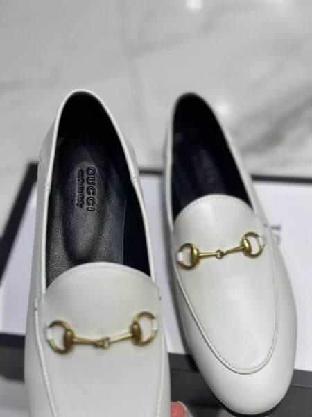 Лоферы Gucci женский кожа белый 99939-2