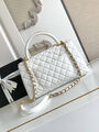 Сумка Chanel женский кожа белый 195086-2