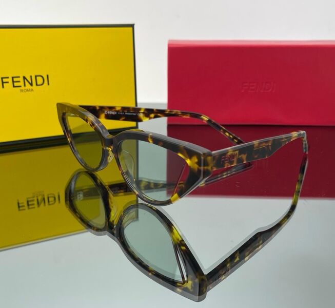 Очки Fendi 143800