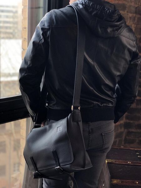 Мужская сумка мессенджер Loewe мужской кожа графитовый 41179-2