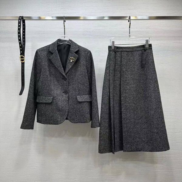 Костюм Christian Dior женский графитовый 136829-3