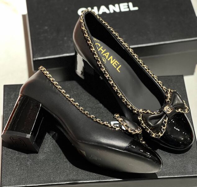 Туфли Chanel женский кожа черный 158421