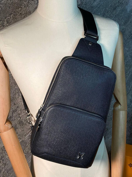 Мужская сумка слинг Louis Vuitton мужской кожа черный 134429-3