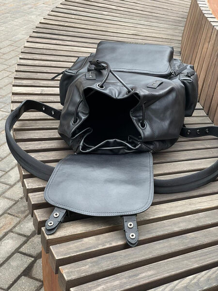 Мужской рюкзак Burberry мужской кожа черный 108656-7