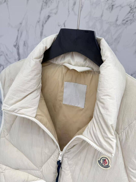 Мужской жилет Moncler мужской белый 200688-5