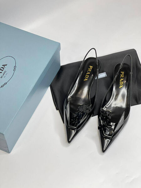 Туфли Prada женский кожа черный 136656-2