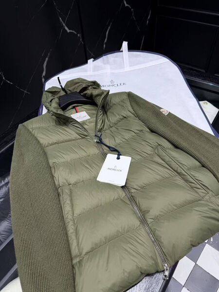 Мужская куртка Moncler мужской болотный 199700-5