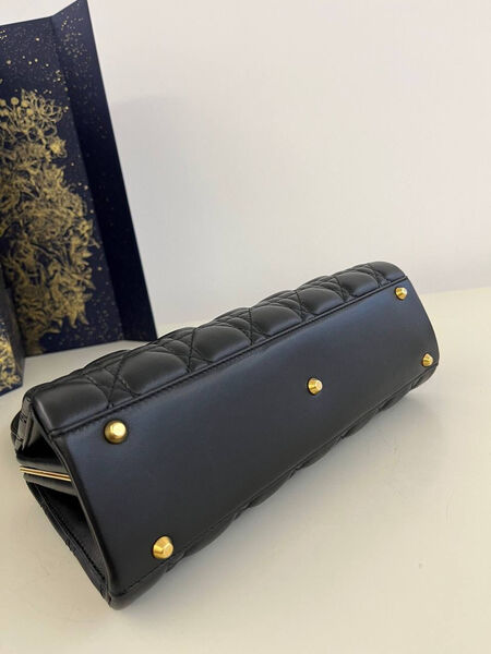 Сумка Christian Dior женский кожа черный 129802-8