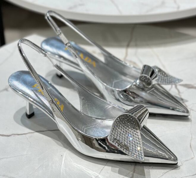 Туфли Prada женский кожа графитовый 139674