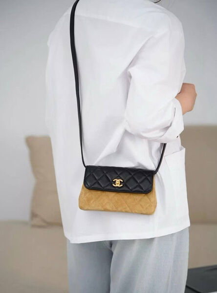 Сумка Chanel женский кожа черный 192436-11