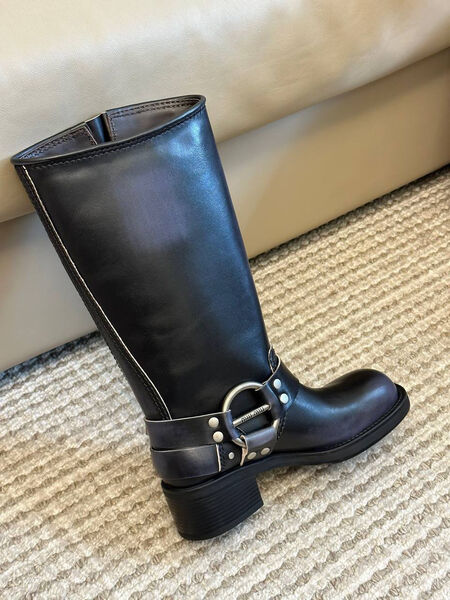 Сапоги Miu Miu женский кожа черный 126683-5