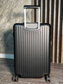 Чемодан Rimowa женский пластик черный 173125-4