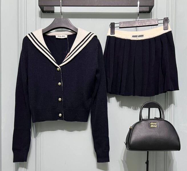 Костюм Miu Miu женский черный 128728
