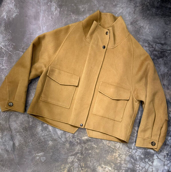 Куртка Max Mara женский светло-желтый 122772