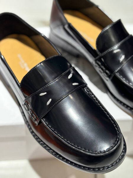 Лоферы Maison Margiela женский кожа черный 159491-2
