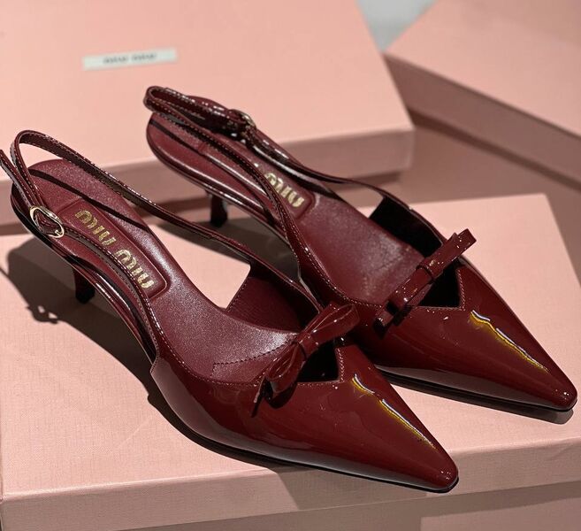 Туфли Miu Miu женский кожа бордовый 146895