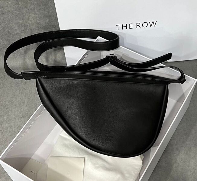 Сумка The Row женский кожа черный 116799