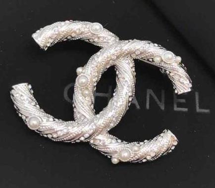Брошь Chanel светло-розовый 10377