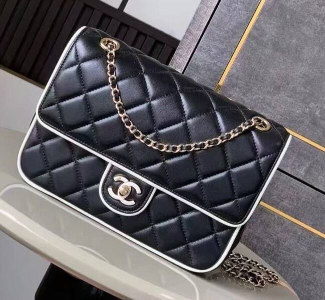 Сумка Chanel женский кожа черный 182082