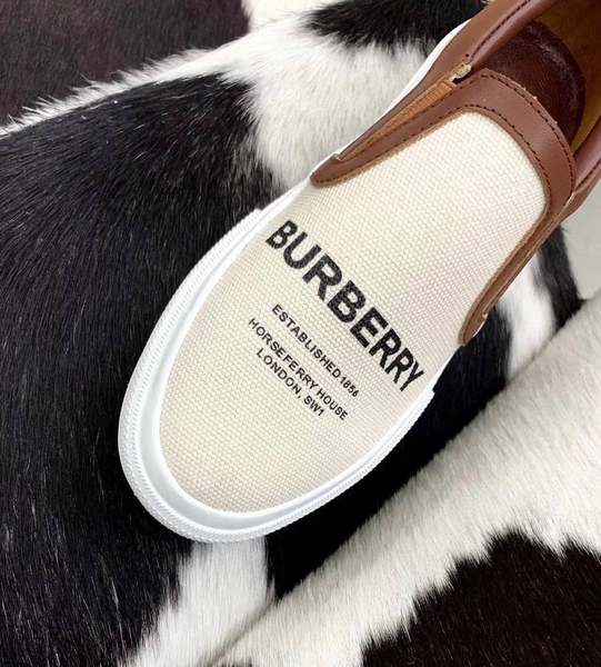 Лоферы Burberry женский текстиль бежевый 39790-5