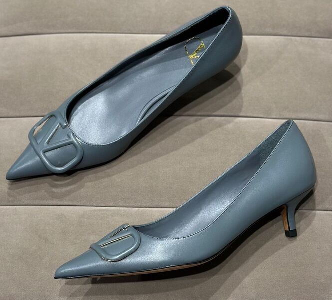 Туфли Valentino женский кожа графитовый 121231