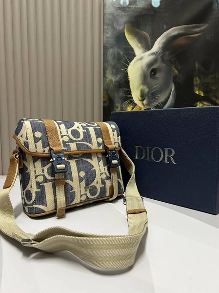 Сумка Dior женский кожа m5199884-1