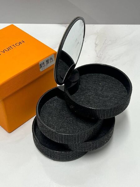 Шкатулка Louis Vuitton женский черный x7775392-1-2