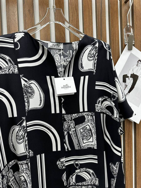 Платье Hermès женский шелк черный 147405-4