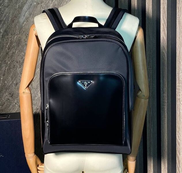 Мужской рюкзак Prada мужской кожа черный 145926
