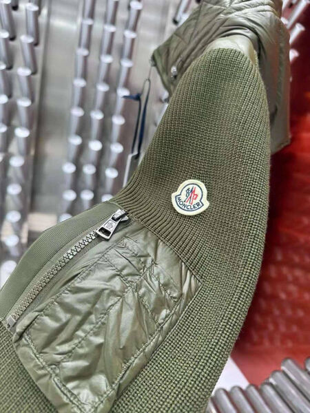 Мужская куртка Moncler мужской болотный 161312-6