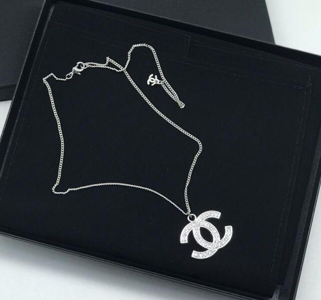 Бусы Chanel 15604