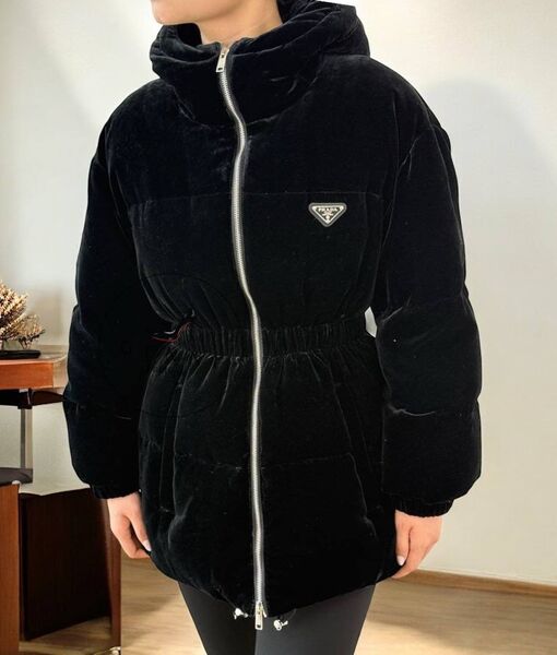 Пуховик Prada женский черный 167689