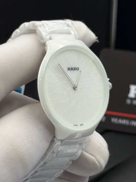 Женские часы Rado женский белый v7603072-1-4