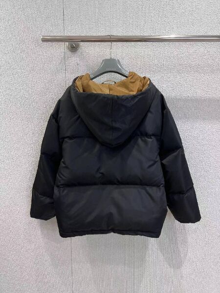 Женский пуховик Prada Re-Nylon женский черный w0817952-1-3