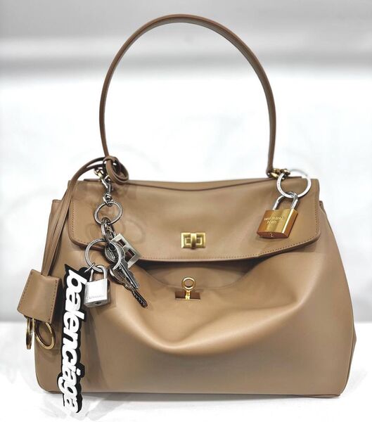 Сумка Balenciaga Rodeo женский кожа epi темно-бежевый 163176