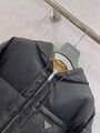Женский пуховик Prada Re-Nylon женский черный w0817952-1-5
