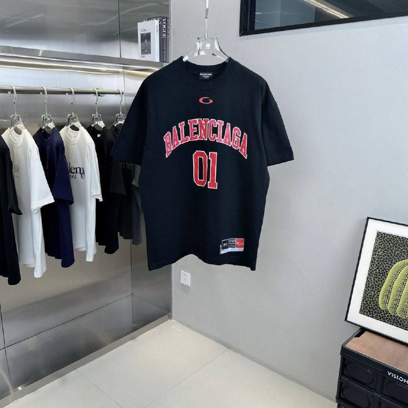 Мужская футболка BALENCIAGA