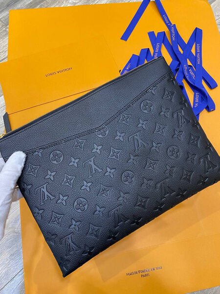 Клатч Louis Vuitton женский кожа черный 173842-7