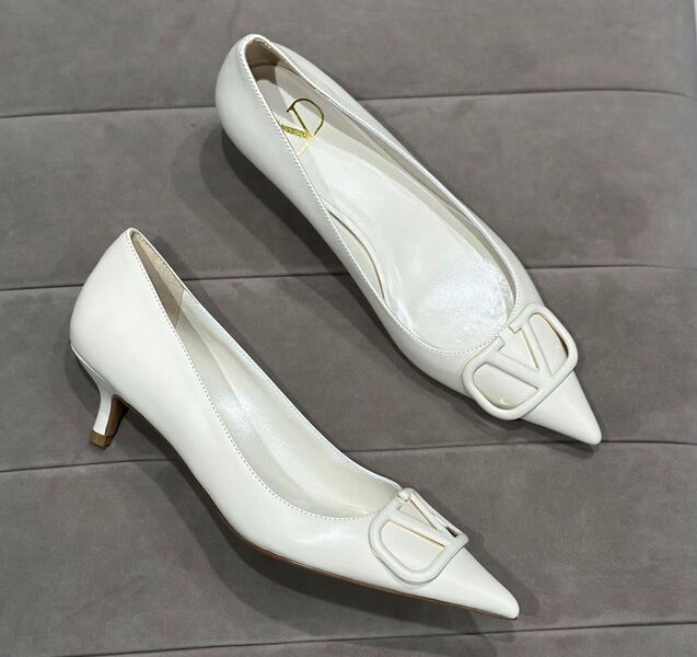 Туфли Valentino женский белый 121237