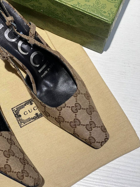 Туфли Gucci женский текстиль бежевый 116417-4